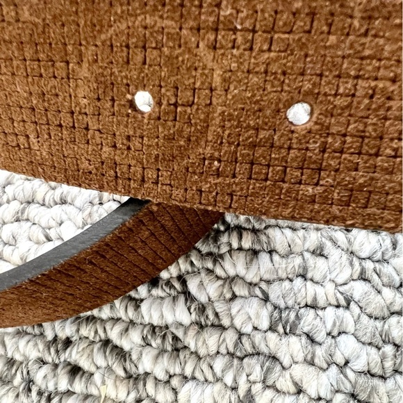 Massimo Dutti brown suede belt L - Picture 5 of 5
